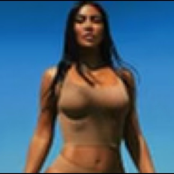 Skims smooth essentials tank size 2X - Picture 2 of 3